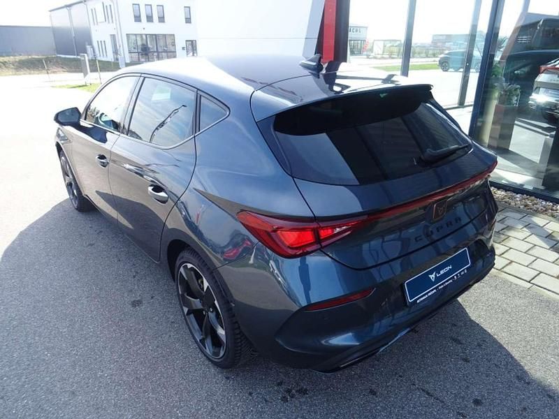 Gebraucht Cupra Leon 150 PS (110 kW) 2024 Magnetic grau Limousine