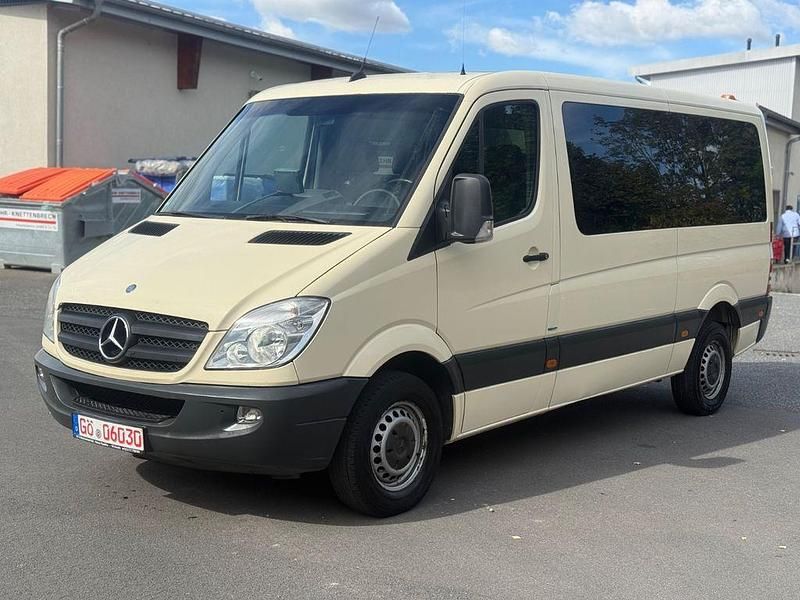 Beige Gebraucht 2011 Mercedes Sprinter Van | 9.990 € (Teuer) - Bild 1/4