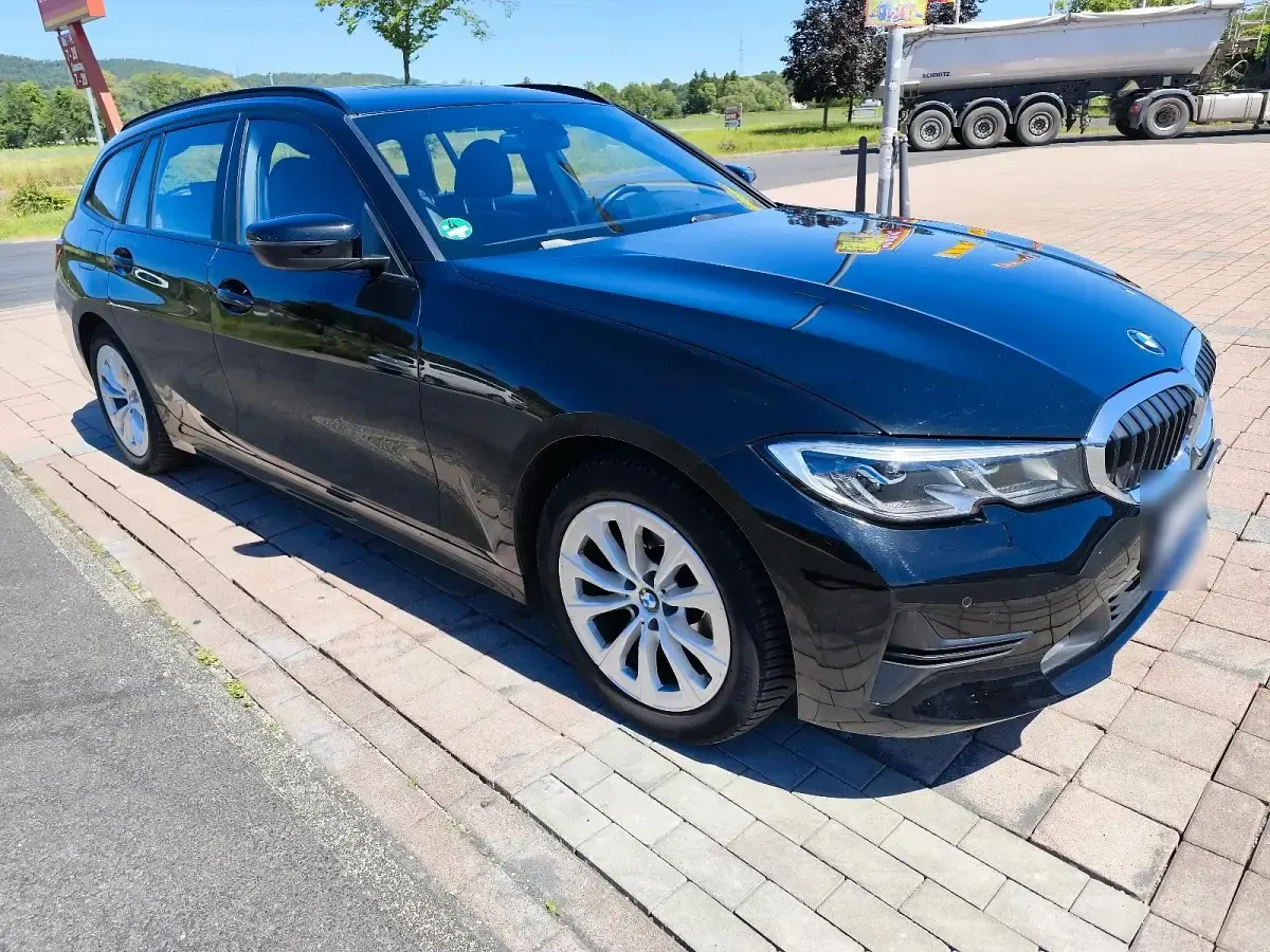 Gebraucht BMW 318 150 PS (110 kW) 2020 Schwarz Kombi
