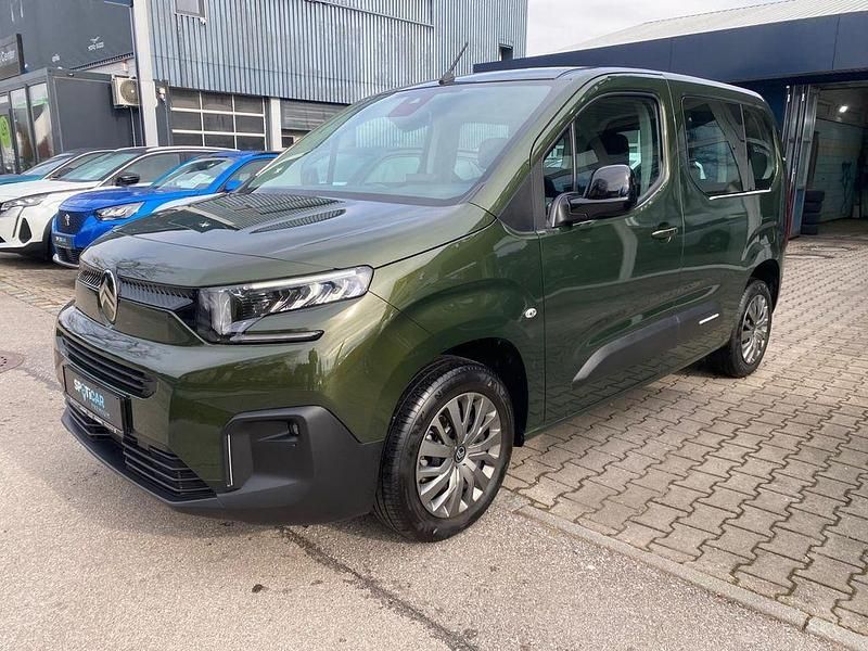 Gebraucht Citroën Berlingo PureTech 110 PS (80 kW) 2024 Grün Van / Kleinbus