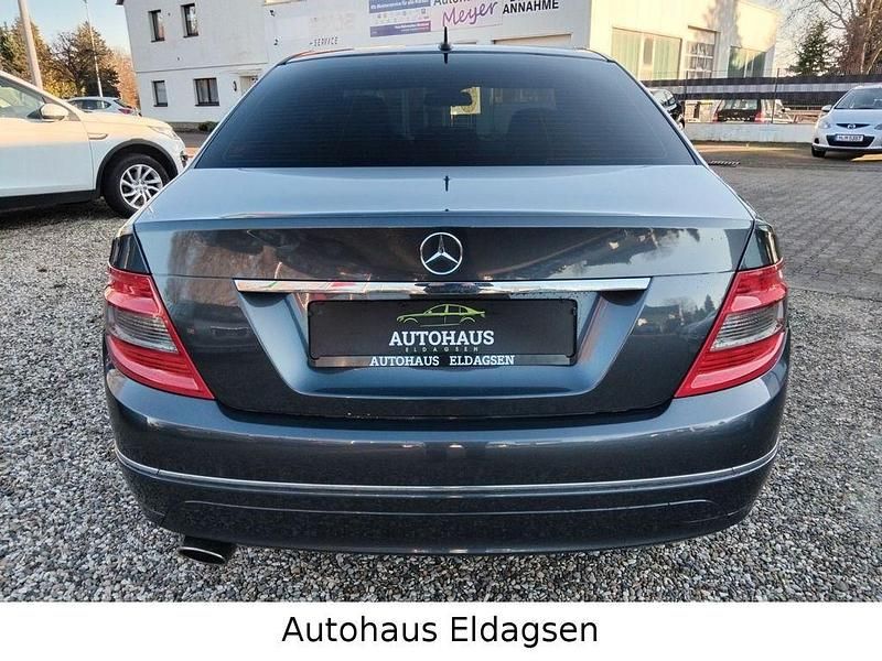 Gebraucht Mercedes C200 184 PS (135 kW) 2010 Grau Limousine