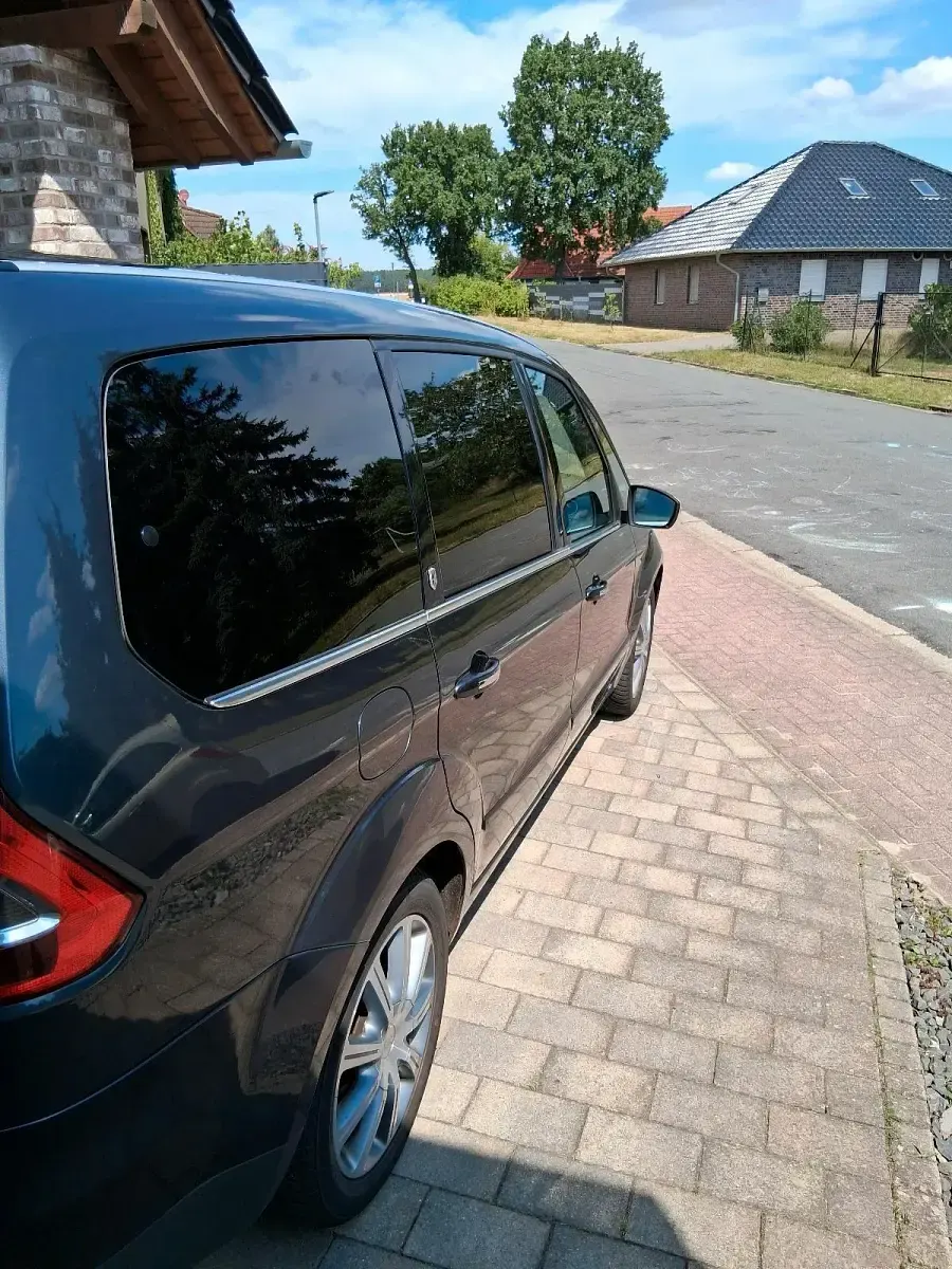 Gebraucht Ford Galaxy Ghia 140 PS (102 kW) 2006 Andere farben Van / Kleinbus