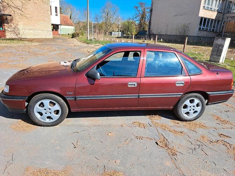 Gebraucht Opel Vectra 115 PS (84 kW) 1991 Rot Kleinwagen