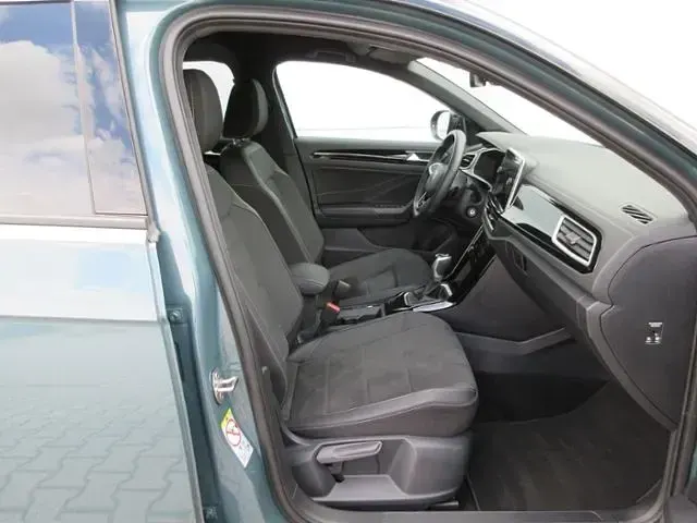 Gebraucht VW T-Roc R-line 150 PS (110 kW) 2025 Blau SUV