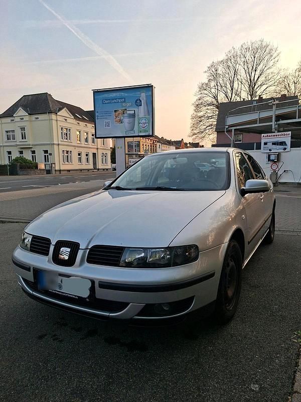 Gebraucht Seat Leon 105 PS (77 kW) 2001 Silber Kleinwagen