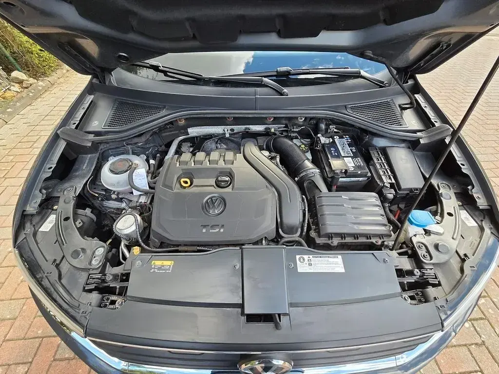 Gebraucht VW T-Roc Sport 150 PS (110 kW) 2018 Grau SUV