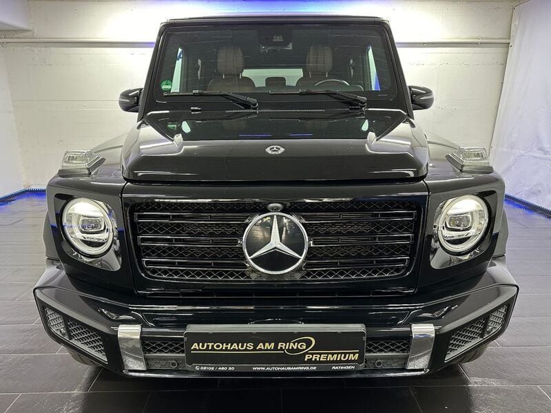 Tiefschwarz uni Gebraucht 2021 Mercedes G400 AMG line SUV | 129.999 € (Guter Preis) - Bild 1/4