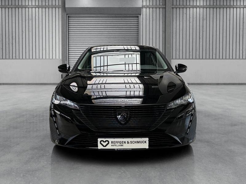 Gebraucht Peugeot 308 Active 131 PS (96 kW) 2024 Schwarz (metallic) Limousine
