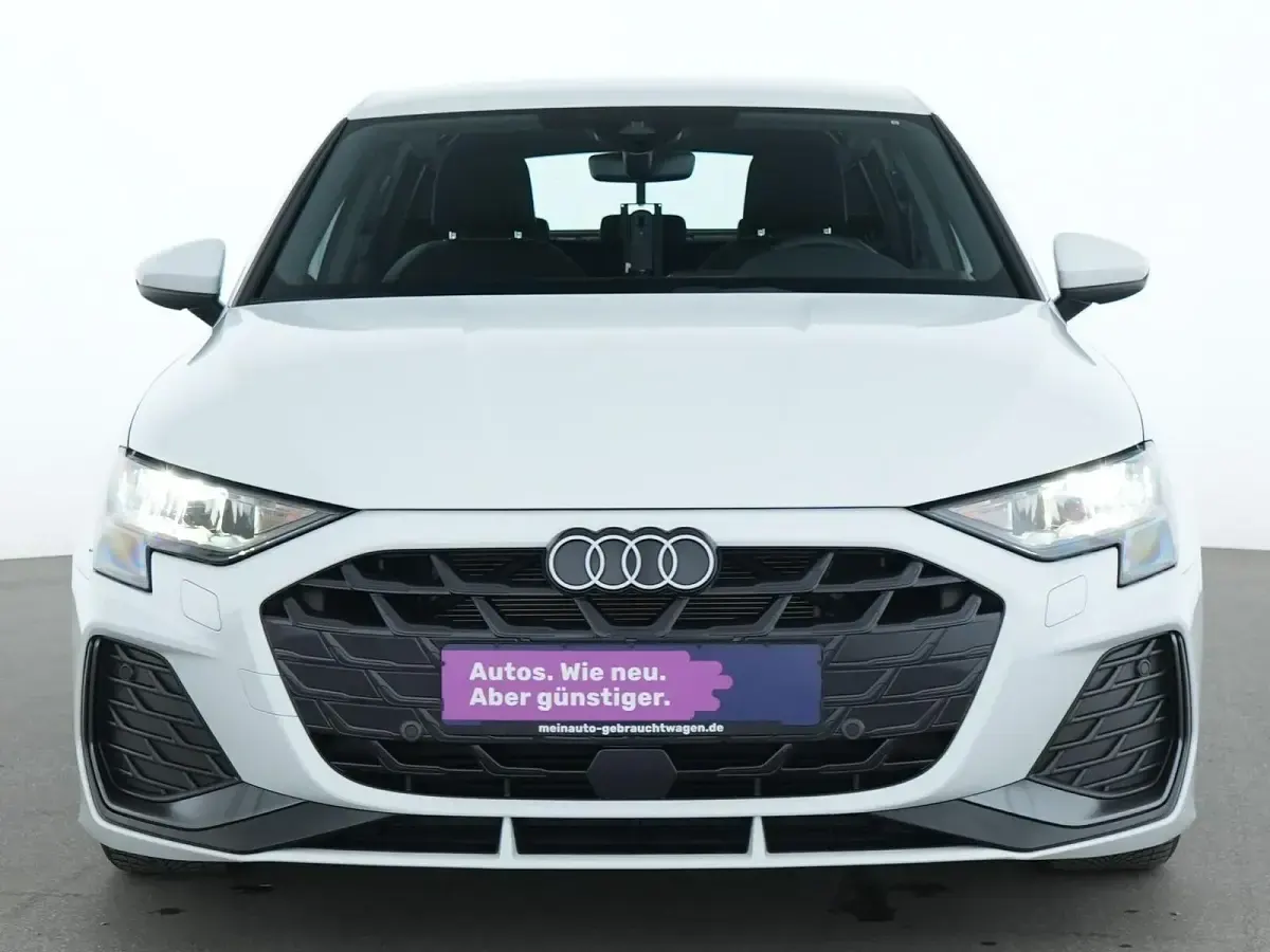 Gebraucht Audi A3 S-Line 150 PS (110 kW) 2025 Gletscherweiss Limousine