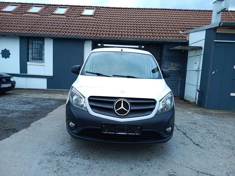 Weiß Gebraucht 2017 Mercedes Citan 108 Van / Kleinbus | 4.600 € (Superpreis) - Bild 1/4