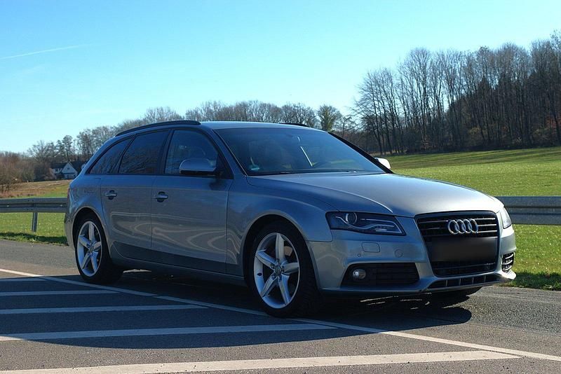 Gebraucht Audi A4 S-Line 190 PS (139 kW) 2011 Grau Kombi