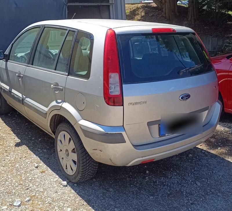 Silber Gebraucht 2007 Ford Fusion Kleinwagen | 400 € (Superpreis) - Bild 1/4