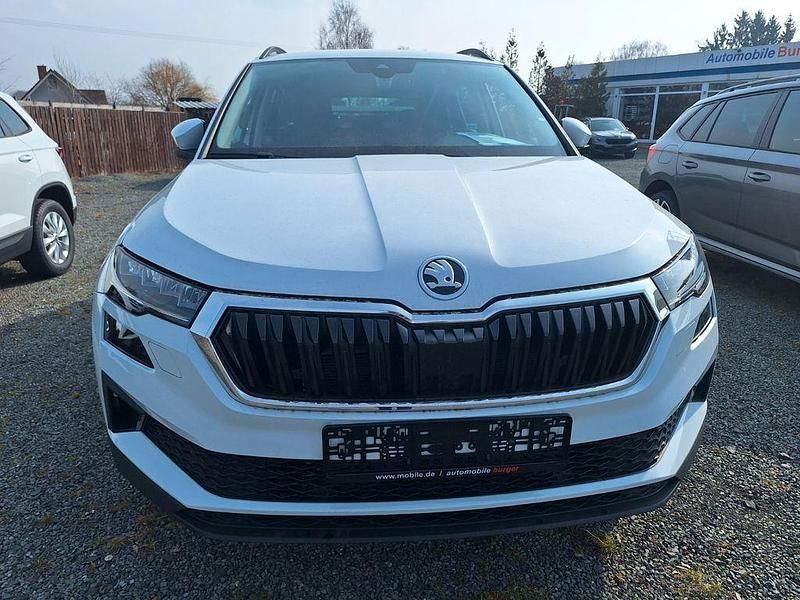 Neu Skoda Karoq 150 PS (110 kW) 2026 Weiß SUV