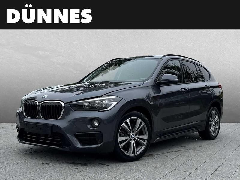 Grau Gebraucht 2016 BMW X1 Sport Line SUV | 17.980 € (Fairer Preis) - Bild 1/4