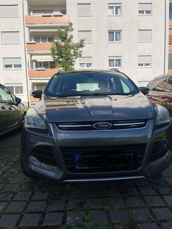 Grau Gebraucht 2013 Ford Kuga Titanium SUV | 7.500 € (Fairer Preis) - Bild 1/4