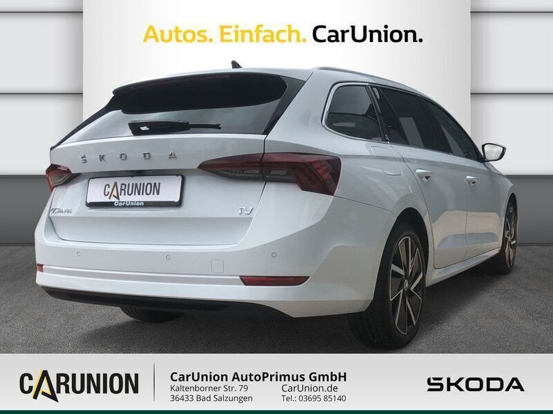 Gebraucht Skoda Octavia Style 150 PS (110 kW) 2021 Moonweiss perleffekt met. Kombi
