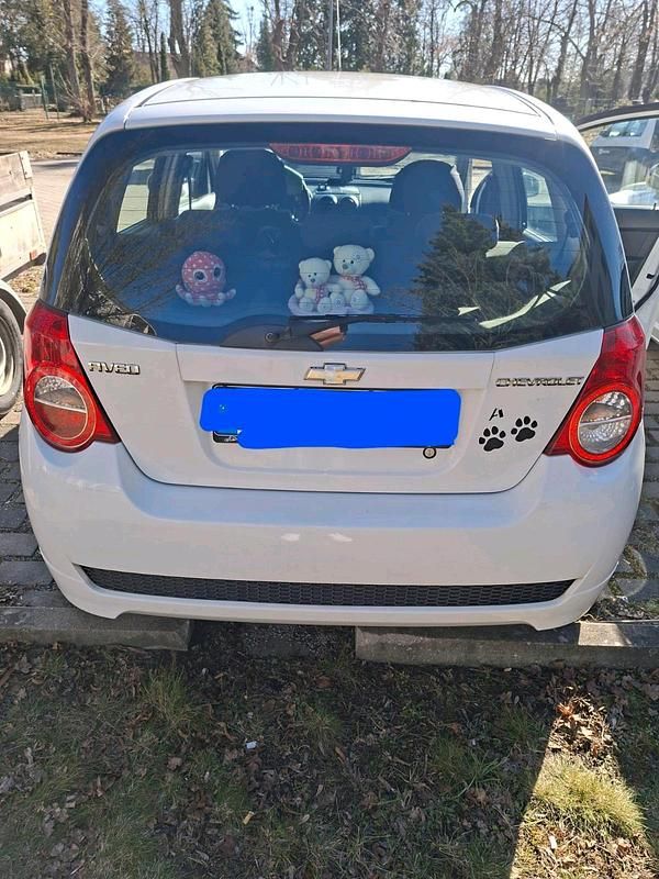 Gebraucht Chevrolet Aveo 84 PS (61 kW) 2009 Weiß Kleinwagen