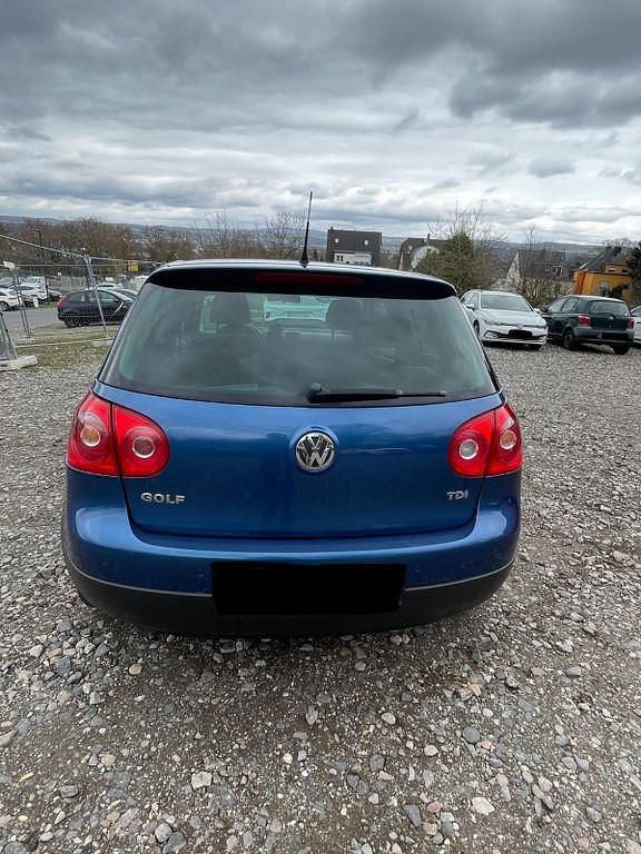 Gebraucht VW Golf V 105 PS (77 kW) 2007 Blau Limousine