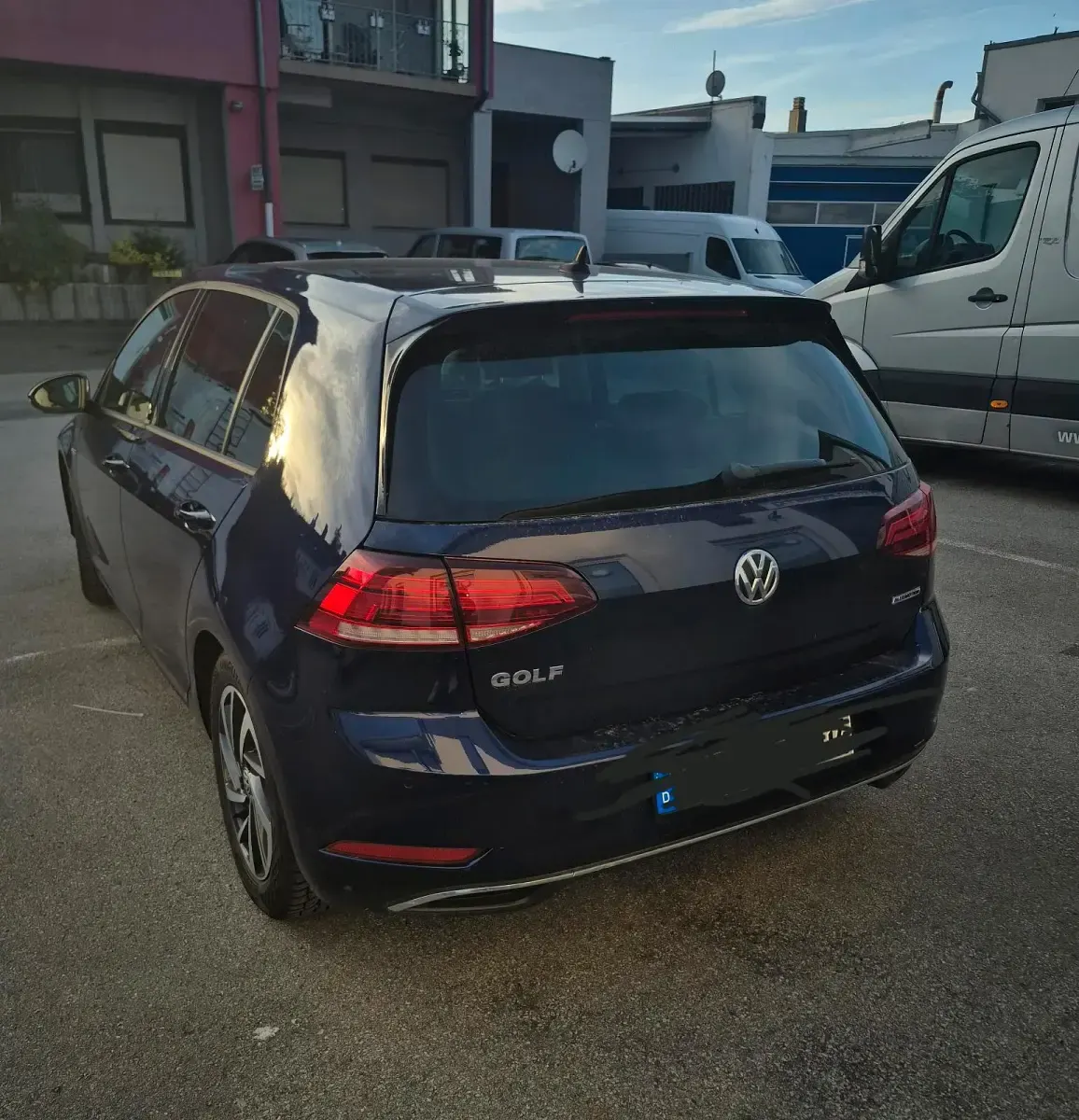 Gebraucht VW Golf VII 131 PS (96 kW) 2018 Blau Limousine