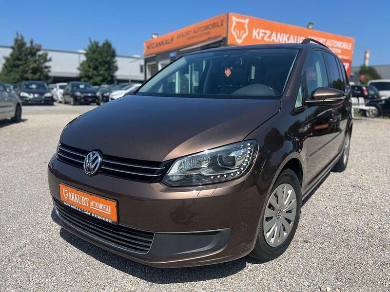 Braun Gebraucht 2012 VW Touran Comfortline Van / Kleinbus | 7.390 € (Etwas zu teuer) - Bild 1/4