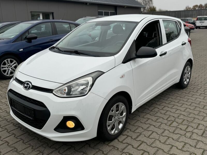 Weiß Gebraucht 2015 Hyundai i10 Classic Kleinwagen | 5.990 € (Etwas zu teuer) - Bild 1/4