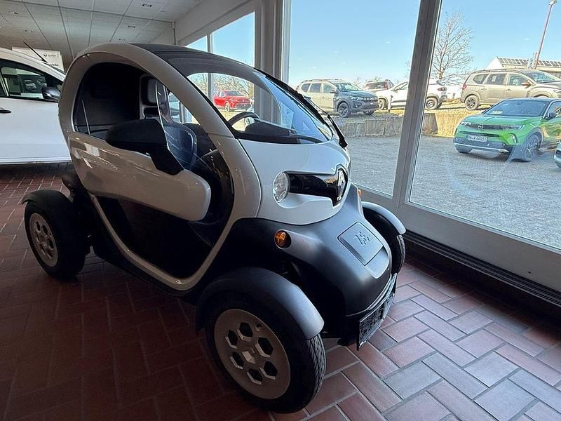 Weiß Gebraucht 2016 Renault Twizy Life Kleinwagen | 5.990 € (Teuer) - Bild 1/4