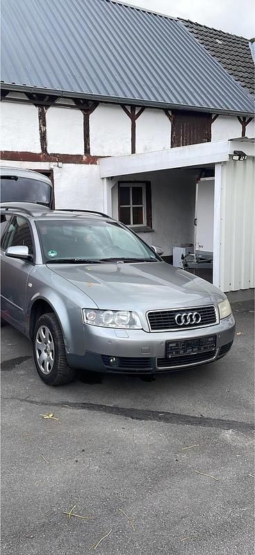 Second-hand Audi A4 150 CP (110 kW) 2001 Argintiu Break