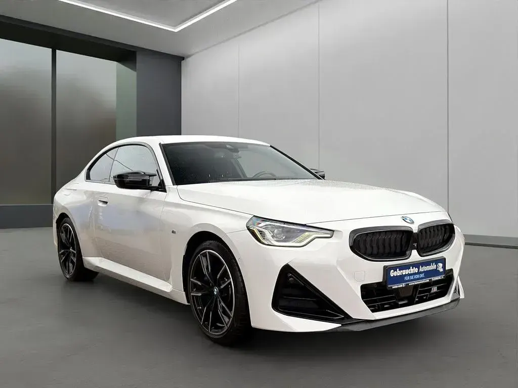 Gebraucht BMW M240i M Sport 374 PS (275 kW) 2025 Weiss / alpinweiss Coupé