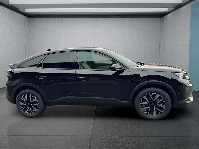 Neu Citroën C4 131 PS (96 kW) 2025 Schwarz SUV