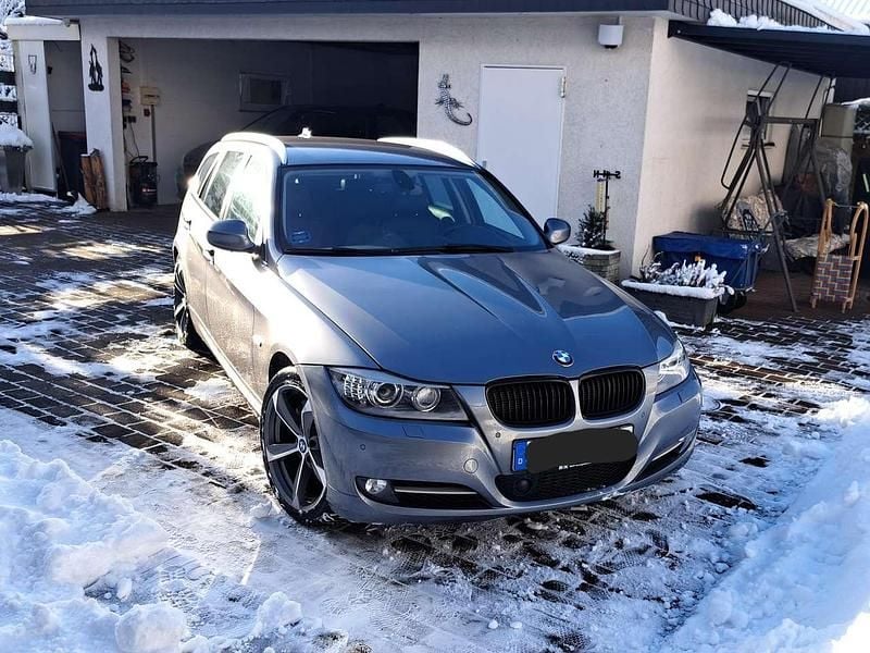 Gebraucht BMW 335 Exclusive 306 PS (225 kW) 2011 Silber Kombi