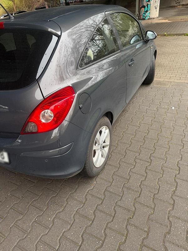 Gebraucht Opel Corsa 87 PS (63 kW) 2014 Grau Kleinwagen