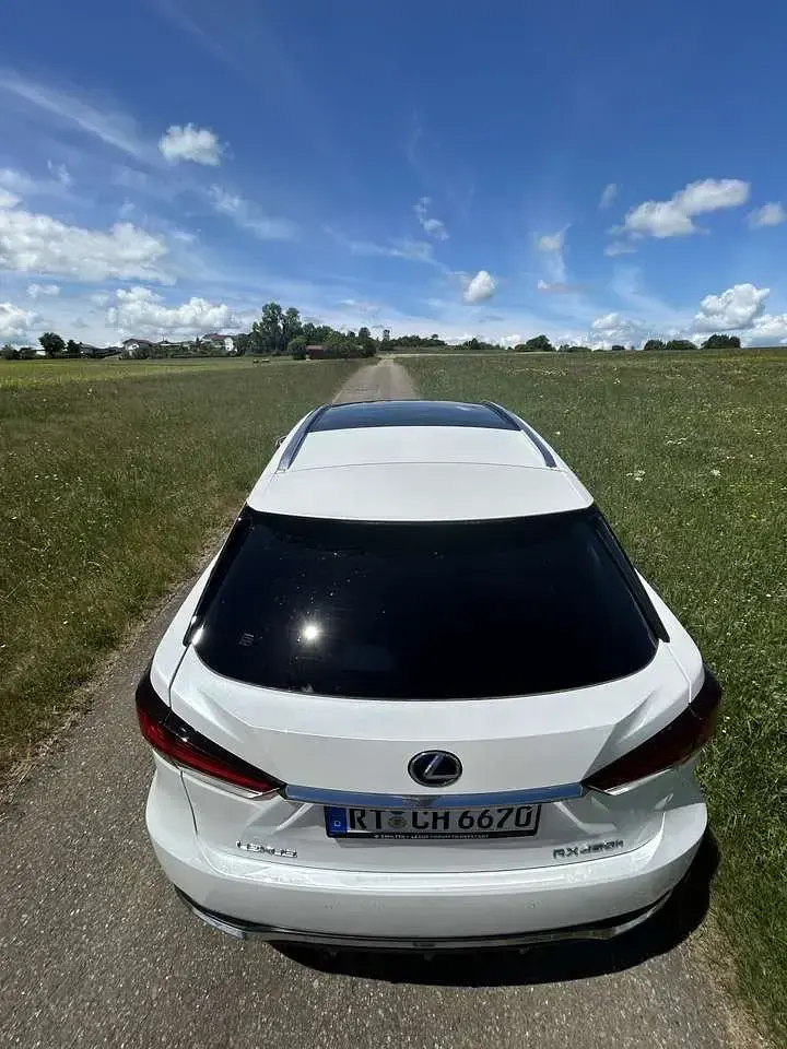 Gebraucht Lexus RX450h 262 PS (192 kW) 2021 Weiß SUV
