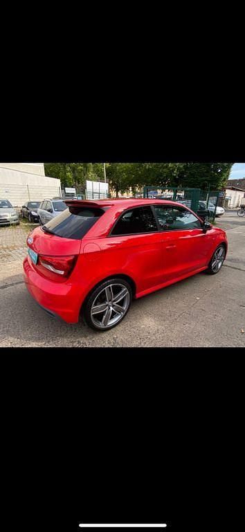 Gebraucht Audi A1 Sport 125 PS (91 kW) 2016 Rot Kleinwagen