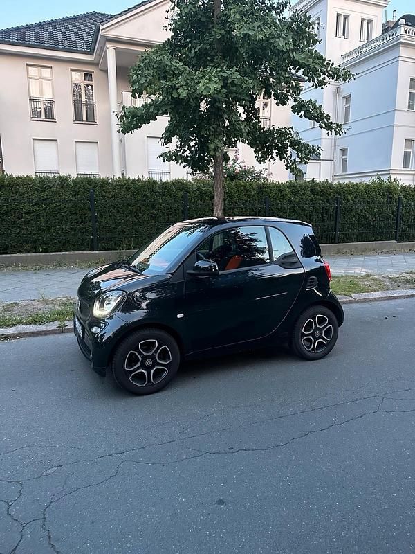 Gebraucht Smart ForTwo Coupé 71 PS (52 kW) 2015 Schwarz Coupé