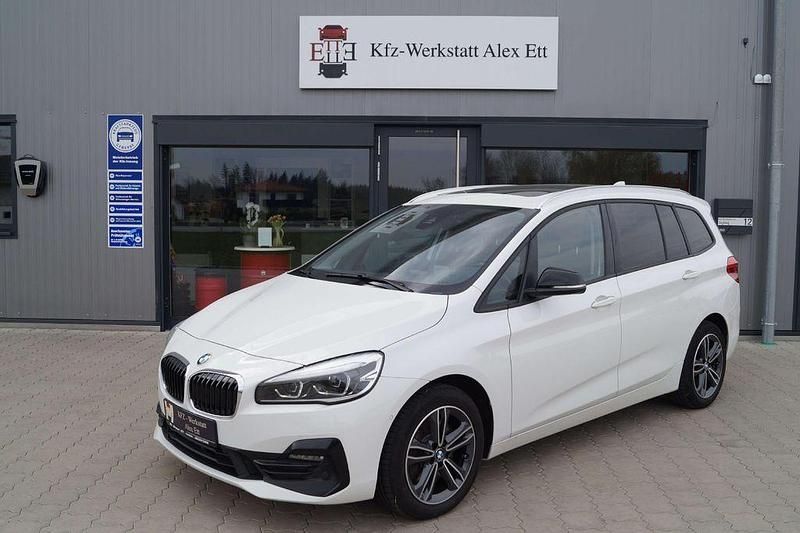 Gebraucht BMW 220 Sport Line 190 PS (139 kW) 2020 Weiß Van / Kleinbus