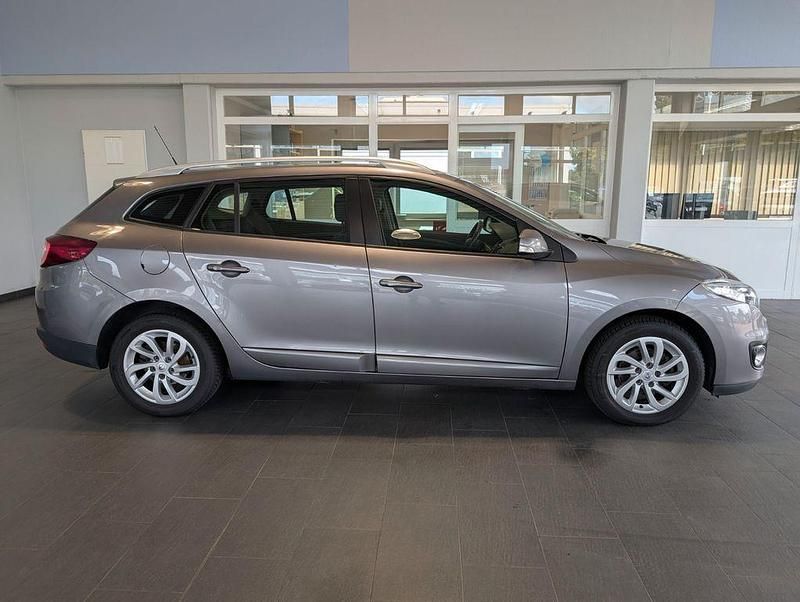 Gebraucht Renault Mégane III Initiale Paris 110 PS (80 kW) 2014 Grau Limousine