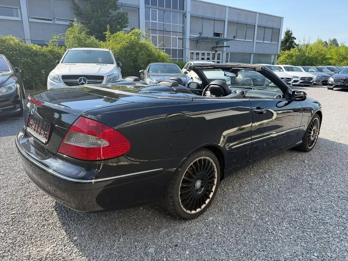 Gebraucht Mercedes CLK350 272 PS (200 kW) 2008 Schwarz Cabrio
