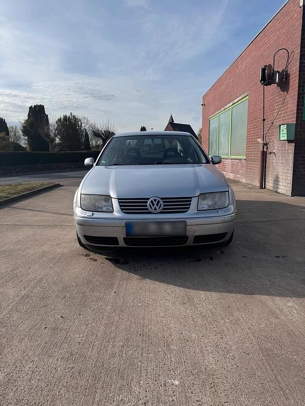 Occasion VW Bora 130 ch (95 kW) 2001 Argent Berline