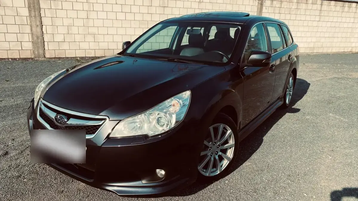 Gebraucht Subaru Legacy 167 PS (122 kW) 2013 Blau Kombi