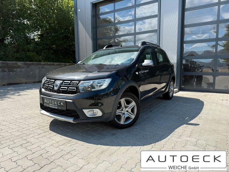 Schwarz Gebraucht 2019 Dacia Sandero Prestige Kleinwagen | 9.445 € (Fairer Preis) - Bild 1/4