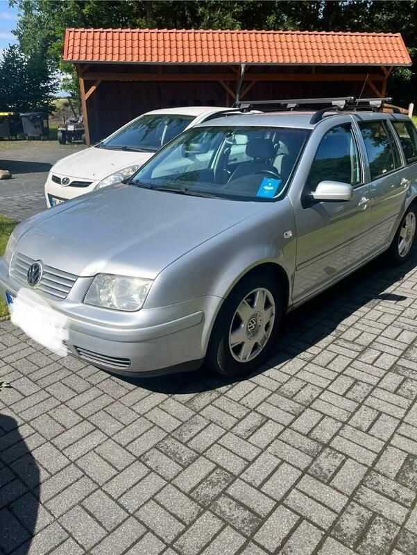 Silber Gebraucht 2004 VW Bora Limousine | 1.100 € (Guter Preis) - Bild 1/1