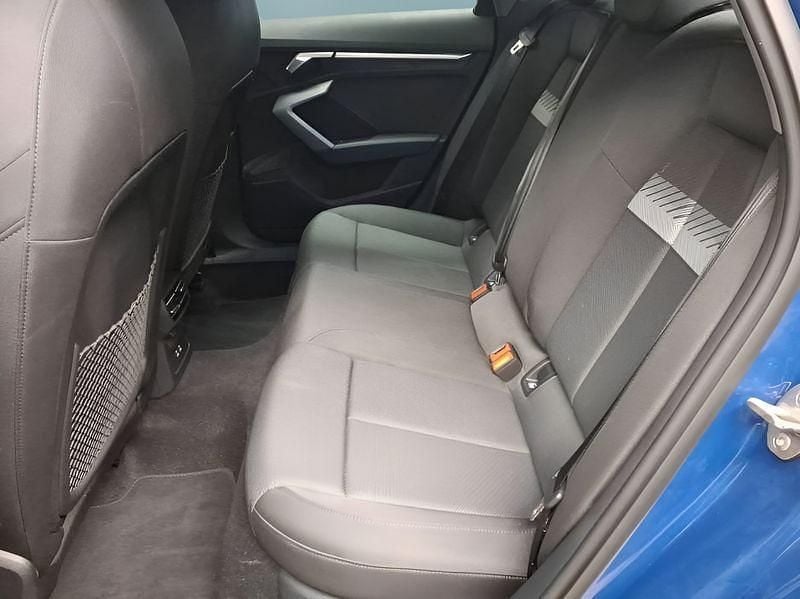 Gebraucht Audi A3 116 PS (85 kW) 2025 Blau Limousine