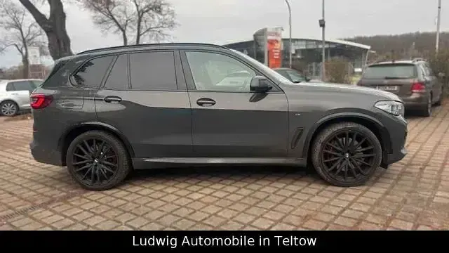 Gebraucht BMW X5 M50 Shadowline 530 PS (389 kW) 2022 Andere SUV