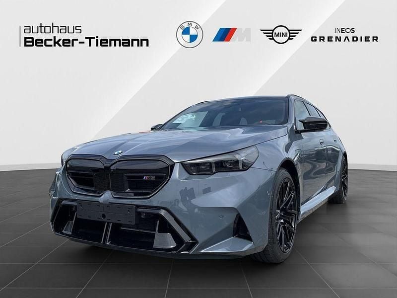 Grau Neu 2025 BMW M5 Sport Line Kombi | 150.990 € (Fairer Preis) - Bild 1/4