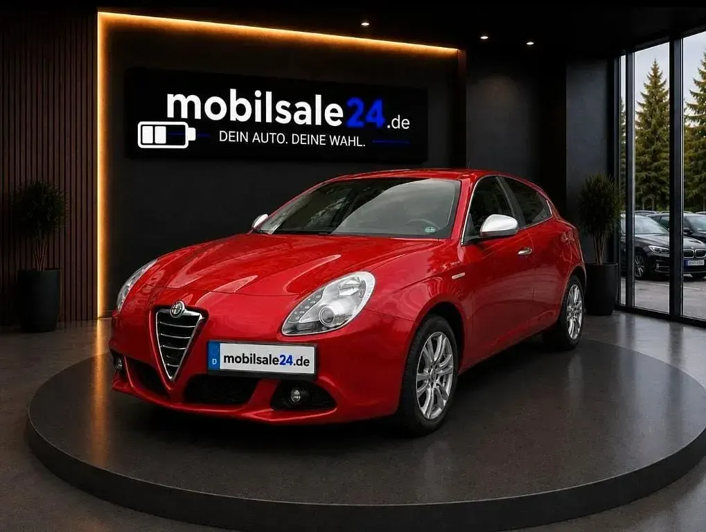 Gebraucht Alfa Romeo Giulietta Turismo 120 PS (88 kW) 2010 Rot Kleinwagen
