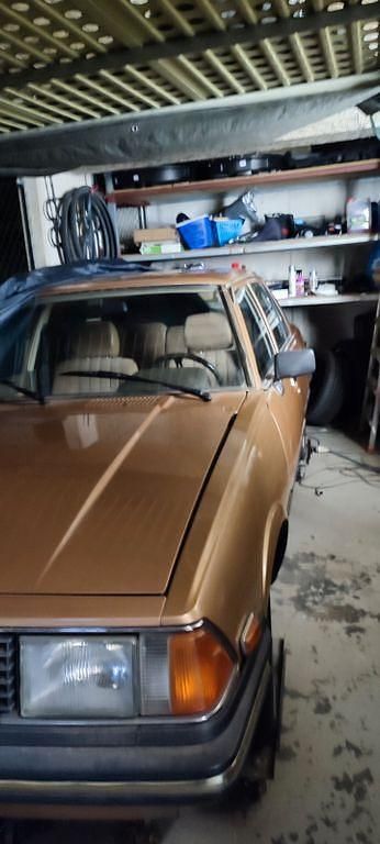 Gebraucht Mazda 626 75 PS (55 kW) 1980 Gold Limousine