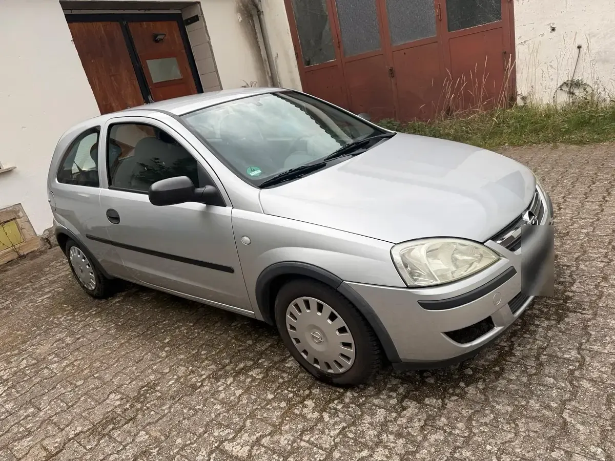 Gebraucht Opel Corsa 60 PS (44 kW) 2006 Silber Kleinwagen