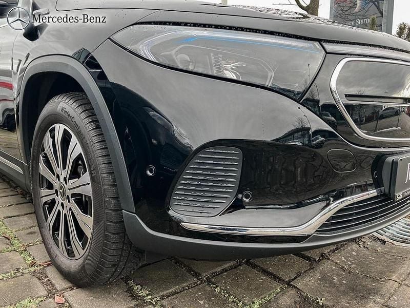 Gebraucht Mercedes EQA350 214 kW (292 PS) 2022 Unilack nachtschwarz SUV