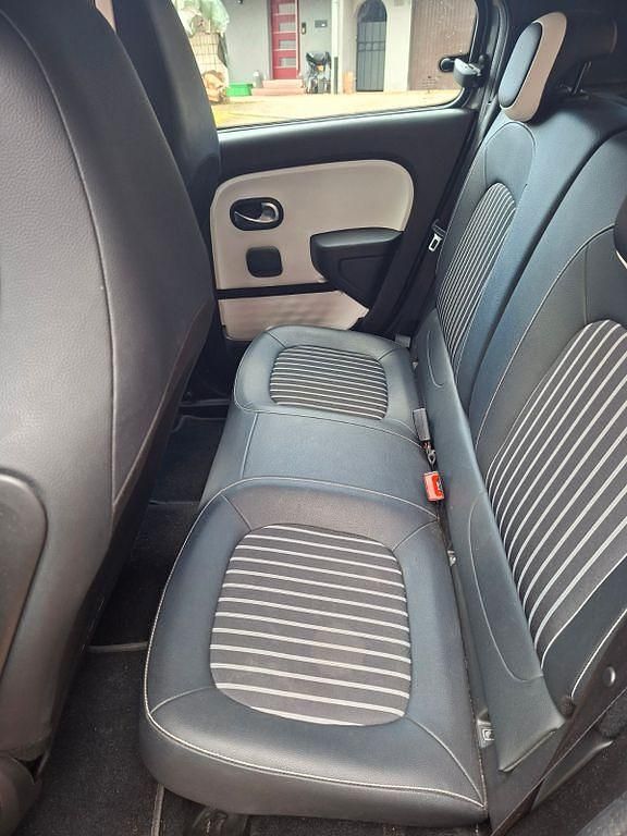Gebraucht Renault Twingo Intens 92 PS (67 kW) 2019 Grau Kleinwagen