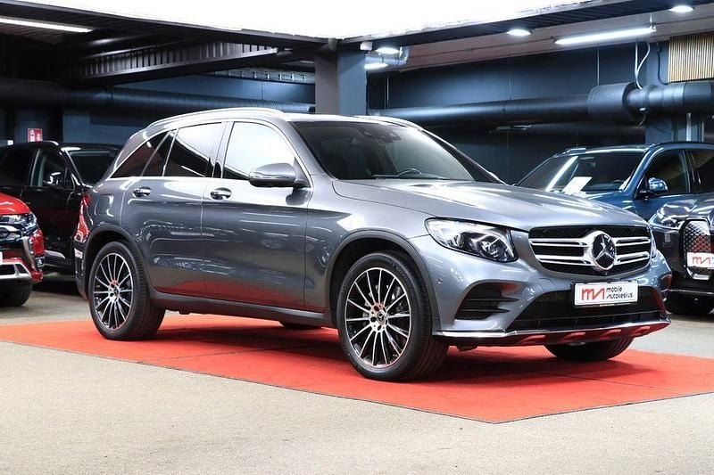 Grau Gebraucht 2018 Mercedes GLC350 AMG SUV | 31.500 € (Fairer Preis) - Bild 1/4